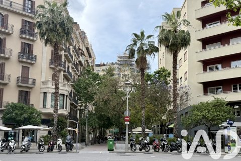 Appartamento in vendita a Barcelona, Spagna 3 camere da letto, 100 mq. N° 195854 - foto 1