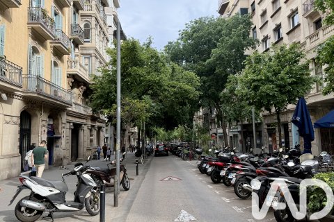 Appartamento in vendita a Barcelona, Spagna 3 camere da letto, 100 mq. N° 195854 - foto 2