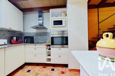Villetta a schiera in vendita a Perafort, Tarragona, Spagna 3 camere da letto, 138 mq. N° 195852 - foto 8