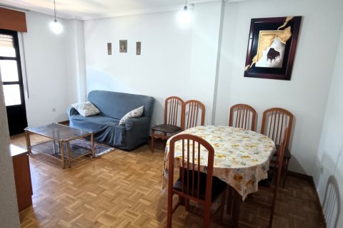 Propiedad comercial en venta en Sahagún, León, España 451 m2 No. 195856 - foto 2