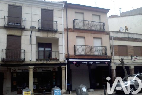 Propiedad comercial en venta en Sahagún, León, España 451 m2 No. 195856 - foto 6