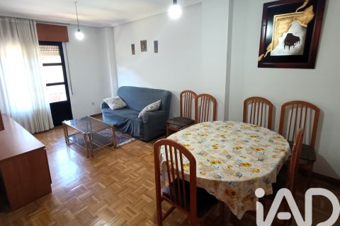 Propiedad comercial en venta en Sahagún, León, España 451 m2 No. 195856 - foto 11