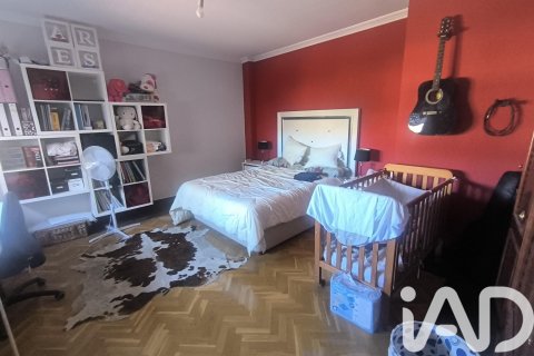 Lägenhet till salu i Santovenia de Pisuerga, Valladolid, Spanien 5 sovrum, 600 kvm. Nr. 195851 - foto 18