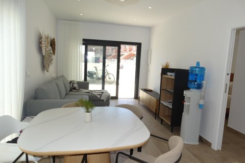 Bungalow for sale in Pilar de la Horadada, Alicante, Spain 2 bedrooms, 79 sq.m. No. 187261 - photo 10
