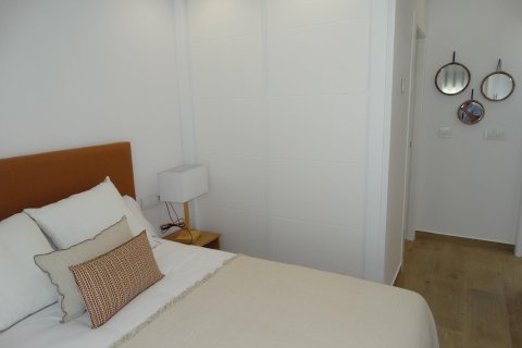 Bungalow for sale in Pilar de la Horadada, Alicante, Spain 2 bedrooms, 79 sq.m. No. 187261 - photo 14