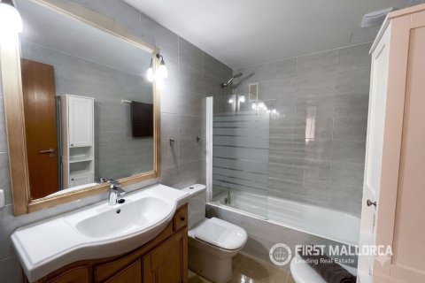 Kattohuoneisto vuokrattavana Port D'andratx, Mallorca, Espanja, 3 makuuhuonetta, 102 m2 No. 192419 - kuva 10
