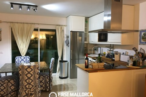 Huoneisto vuokrattavana Santa Ponsa, Mallorca, Espanja, 4 makuuhuonetta, 140 m2 No. 192417 - kuva 10