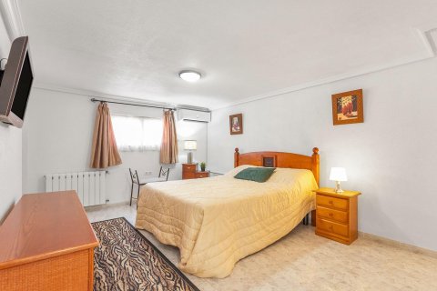 Villa pārdošanā Los Balcones, Alicante, Spānijā 4 istabas, 150 m2 Nr. 190400 - attēls 11