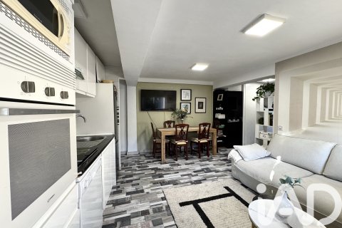 Apartment for sale in Madrid, Spain 2 bedrooms, 62 sq.m. No. 172375 - photo 8