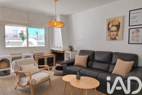 Radhus till salu i Cunit, Tarragona, Spanien 4 sovrum, 144 kvm. Nr. 172376 - foto 6
