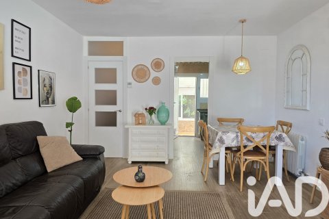 Radhus i Cunit, Tarragona, Spanien 4 sovrum, 144 kvm. Nr. 172376