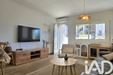 Radhus till salu i Cunit, Tarragona, Spanien 4 sovrum, 144 kvm. Nr. 172376 - foto 8
