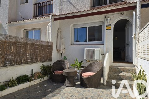 Radhus till salu i Cunit, Tarragona, Spanien 4 sovrum, 144 kvm. Nr. 172376 - foto 3
