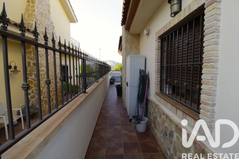 Продажа таухауса в Бигастро, Аликанте, Испания 3 спальни, 215м2 №152644 - фото 21