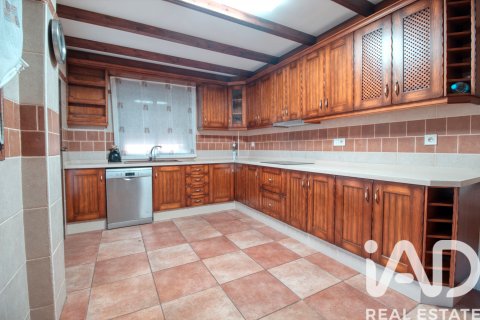 Продажа таухауса в Бигастро, Аликанте, Испания 3 спальни, 215м2 №152644 - фото 24