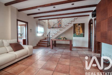 Продажа таухауса в Бигастро, Аликанте, Испания 3 спальни, 215м2 №152644 - фото 22