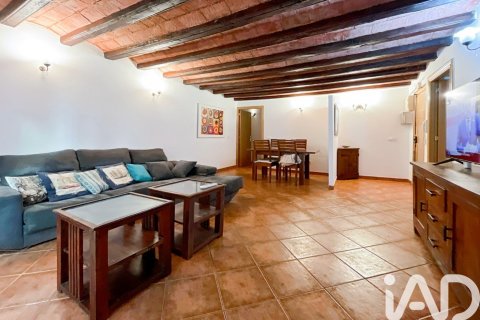 Apartment à Barcelona, Espagne 4 chambres, 92 m2 No. 152648