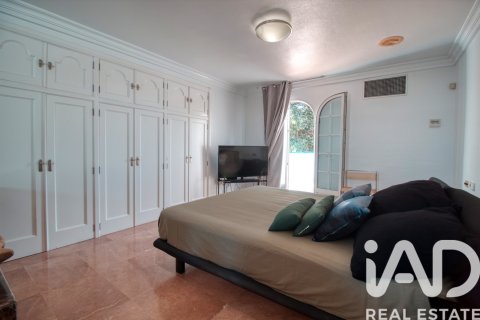 Сasa en venta en Torrevieja, Alicante, España 4 dormitorios, 393 m2 No. 152645 - foto 21