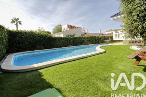 Сasa en venta en Torrevieja, Alicante, España 4 dormitorios, 393 m2 No. 152645 - foto 6