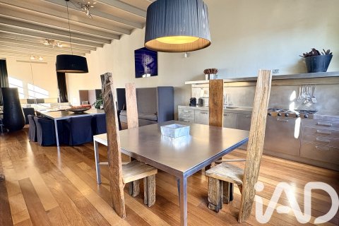 Takvåning till salu i Barcelona, Spanien 2 sovrum, 293 kvm. Nr. 152643 - foto 21