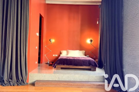 Takvåning till salu i Barcelona, Spanien 2 sovrum, 293 kvm. Nr. 152643 - foto 12