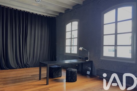 Takvåning till salu i Barcelona, Spanien 2 sovrum, 293 kvm. Nr. 152643 - foto 23