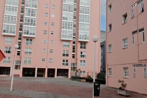 Apartament w A Coruna, Hiszpania 3 sypialnie, 99 mkw. nr 152646 – zdjęcie 3