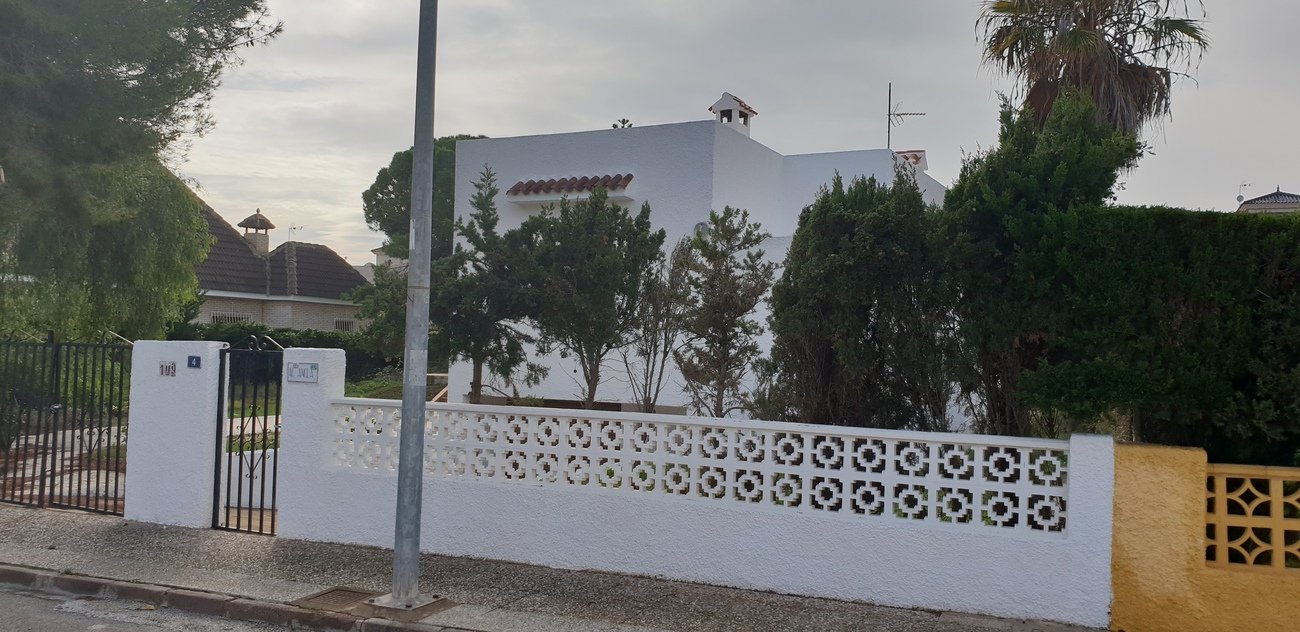 Huvila La Zenia, Alicante, Espanja 3 makuuhuonetta,  No. 139538