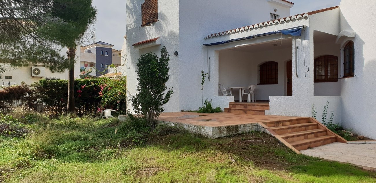 Huvila La Zenia, Alicante, Espanja 3 makuuhuonetta,  No. 139538