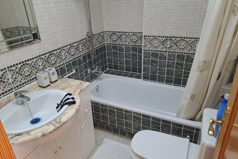 Lägenhet till salu Guardamar del Segura, Alicante, Spanien 2 sovrum,  Nr. 139535 - foto 23