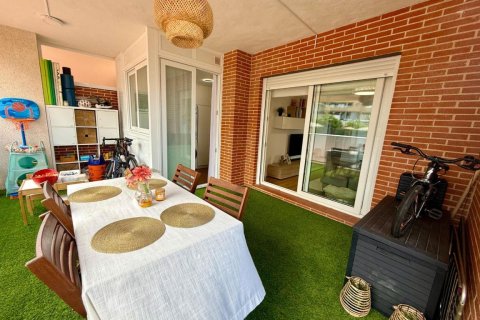 Apartamento en venta en Villajoyosa, Alicante, España 3 dormitorios, 120 m2 No. 146741 - foto 2