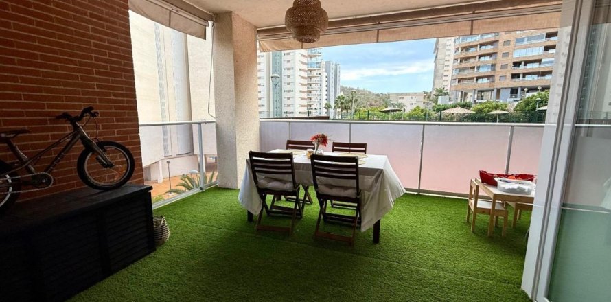 Apartamento en Villajoyosa, Alicante, España 3 dormitorios, 120 m2 No. 146741