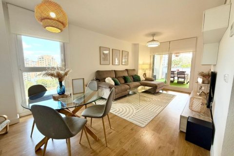 Apartamento en venta en Villajoyosa, Alicante, España 3 dormitorios, 120 m2 No. 146741 - foto 3