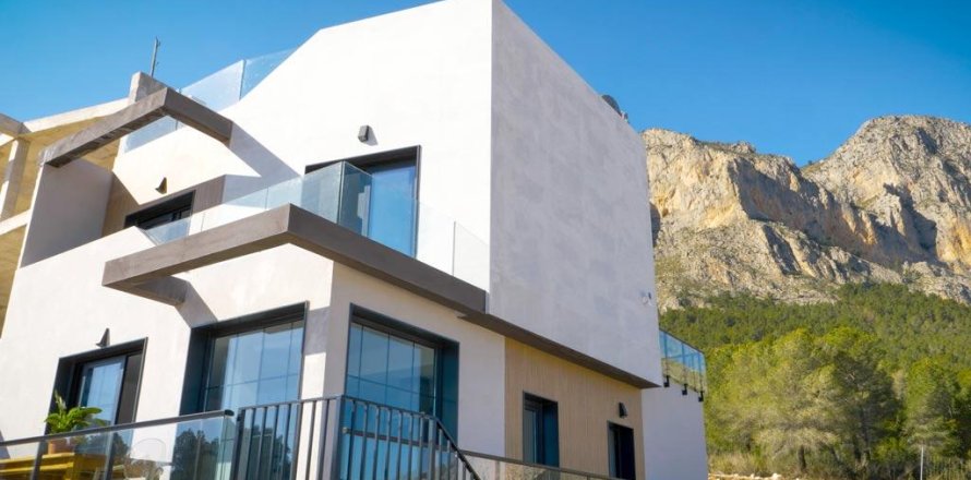 Villa La Nucia, Alicante, Spain 3 bedrooms, 215 sq.m. No. 132976