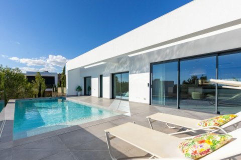 Villa for sale in Pinar De Campoverde, Alicante, Spain 4 bedrooms, 278 sq.m. No. 146408 - photo 9