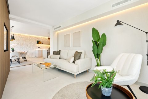 Takvåning till salu Cortes (San Pedro De Alcantara), Malaga, Spanien 2 sovrum, 102 kvm. Nr. 109510 - foto 2