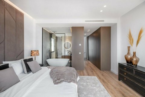 Casa in vendita Estepona, Malaga, Spagna 4 camere da letto, 270 mq. N° 109512 - foto 9