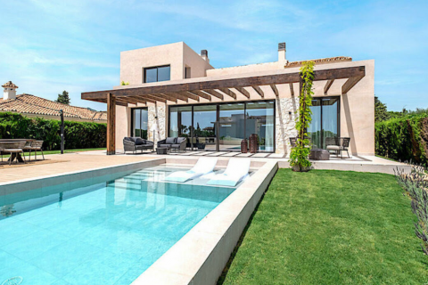 Casa in vendita Estepona, Malaga, Spagna 4 camere da letto, 270 mq. N° 109512 - foto 2