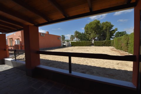 Finca myytävänä Daya Vieja, Alicante, Espanja, 6 makuuhuonetta, 299 m2 No. 137891 - kuva 11