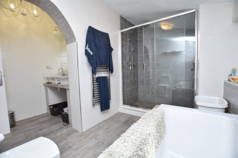 Finca myytävänä Daya Vieja, Alicante, Espanja, 6 makuuhuonetta, 299 m2 No. 137891 - kuva 23