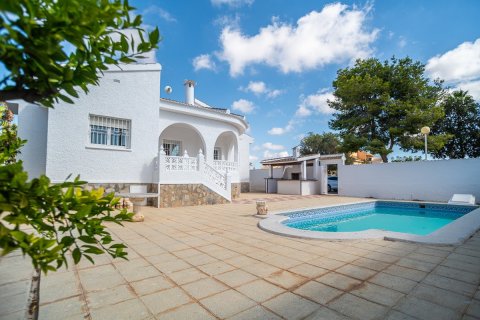 Villa till salu Ciudad Quesada, Alicante, Spanien 4 sovrum, 190 kvm. Nr. 137892 - foto 5