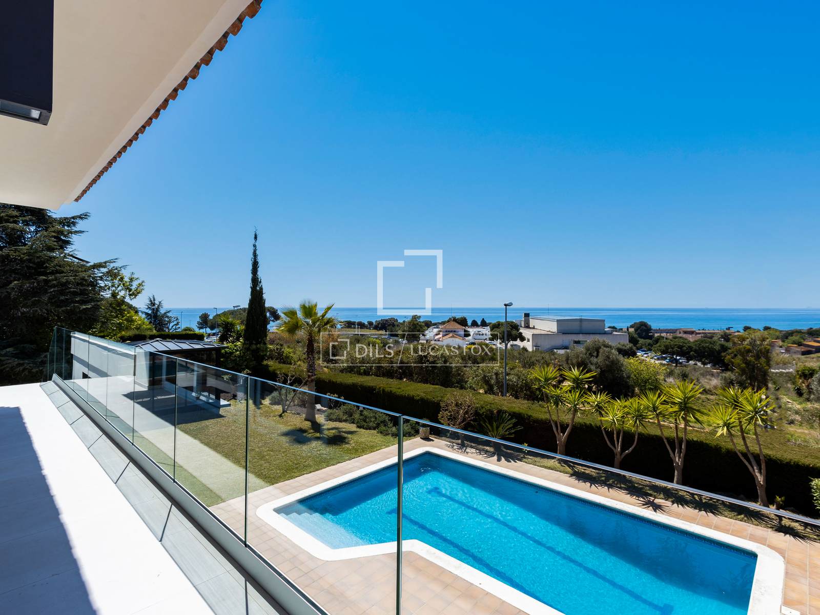 Villa a Alella, Barcelona, Spagna 6 camere da letto, 600 mq. N° 192537
