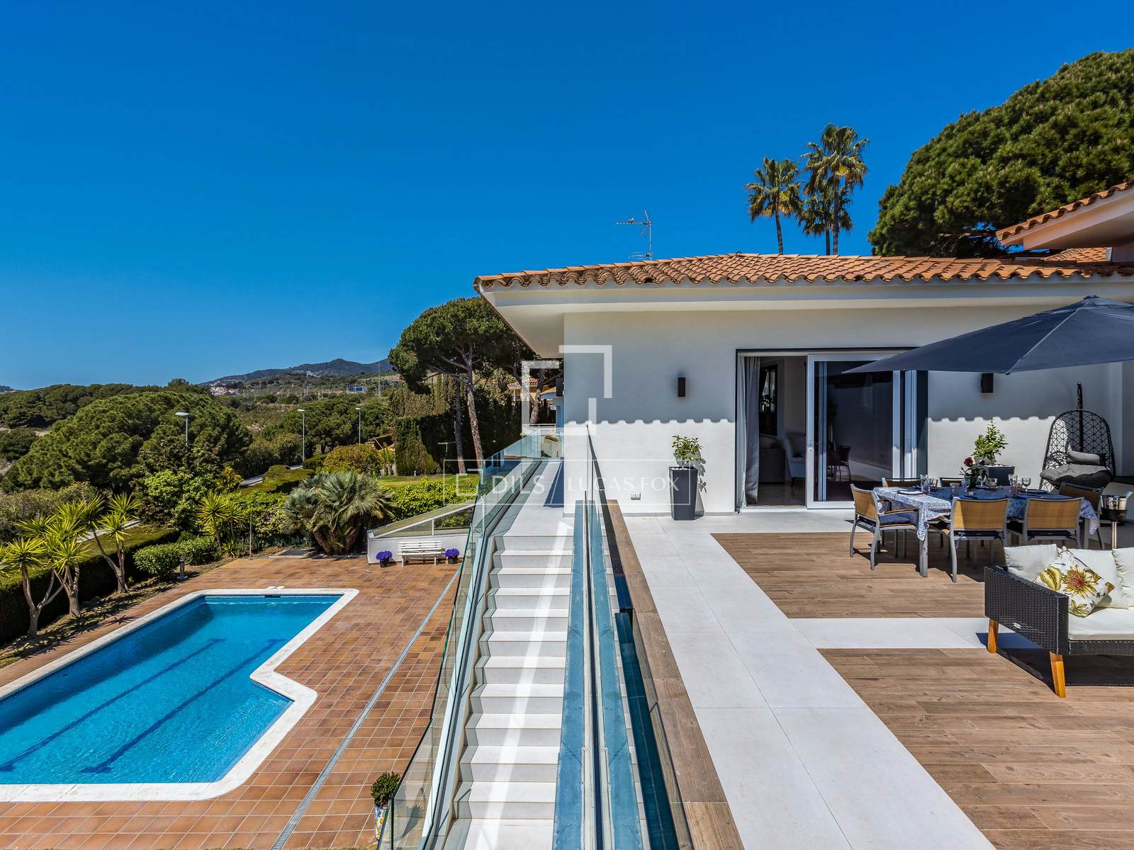 Villa a Alella, Barcelona, Spagna 6 camere da letto, 600 mq. N° 192537