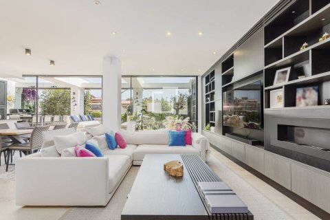 Attico in vendita a Barcelona, Spagna 5 camere da letto, 240 mq. N° 192538 - foto 4
