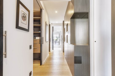 Attico in vendita a Barcelona, Spagna 5 camere da letto, 240 mq. N° 192538 - foto 30