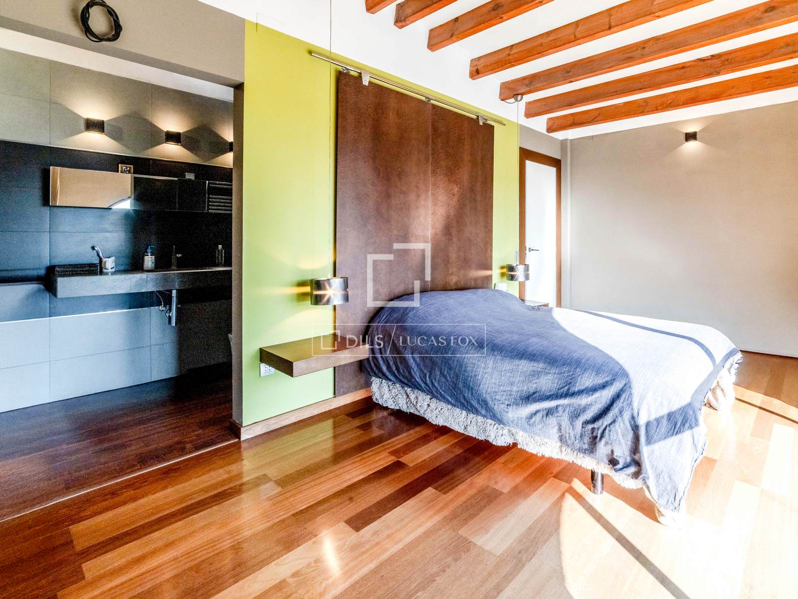 Finca a Sitges, Barcelona, Spagna 4 camere da letto, 280 mq. N° 192532