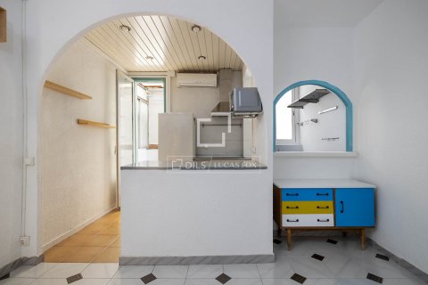 Wohnung zum Verkauf in Barcelona, Spanien 2 Schlafzimmer, 70 m2 Nr. 192535 - Foto 2