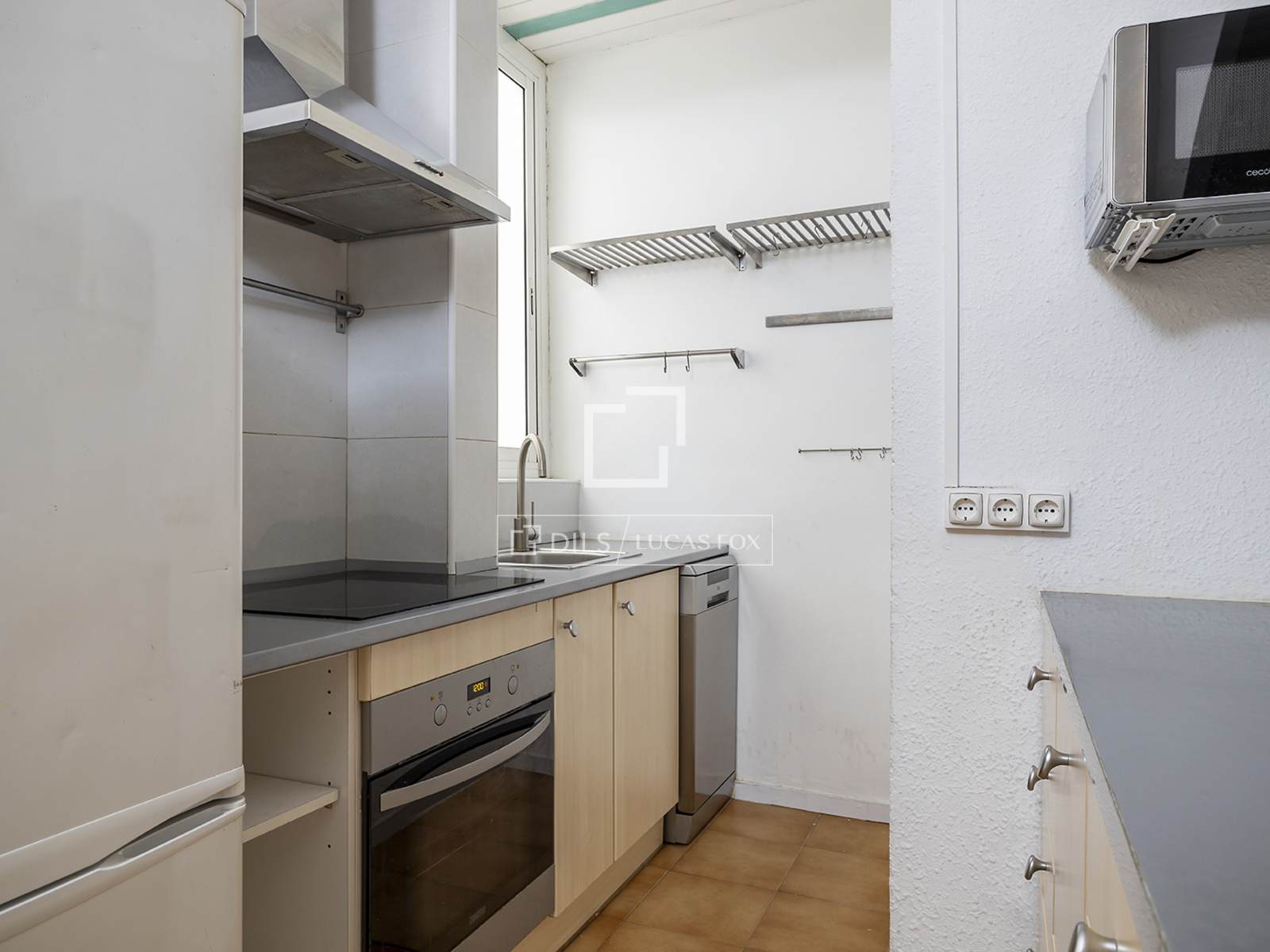 Квартира в Барселона, Испания 2 спальни, 70м2 №192535