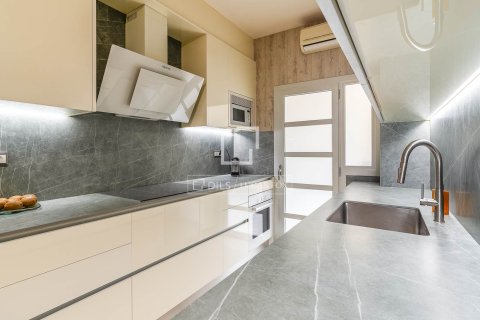 Attico in vendita a Barcelona, Spagna 3 camere da letto, 167 mq. N° 192534 - foto 27