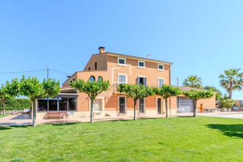 Finca a Sitges, Barcelona, Spagna 6 camere da letto, 550 mq. N° 192533